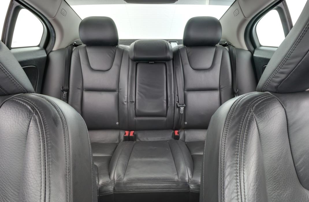 VOLVO S60 2011