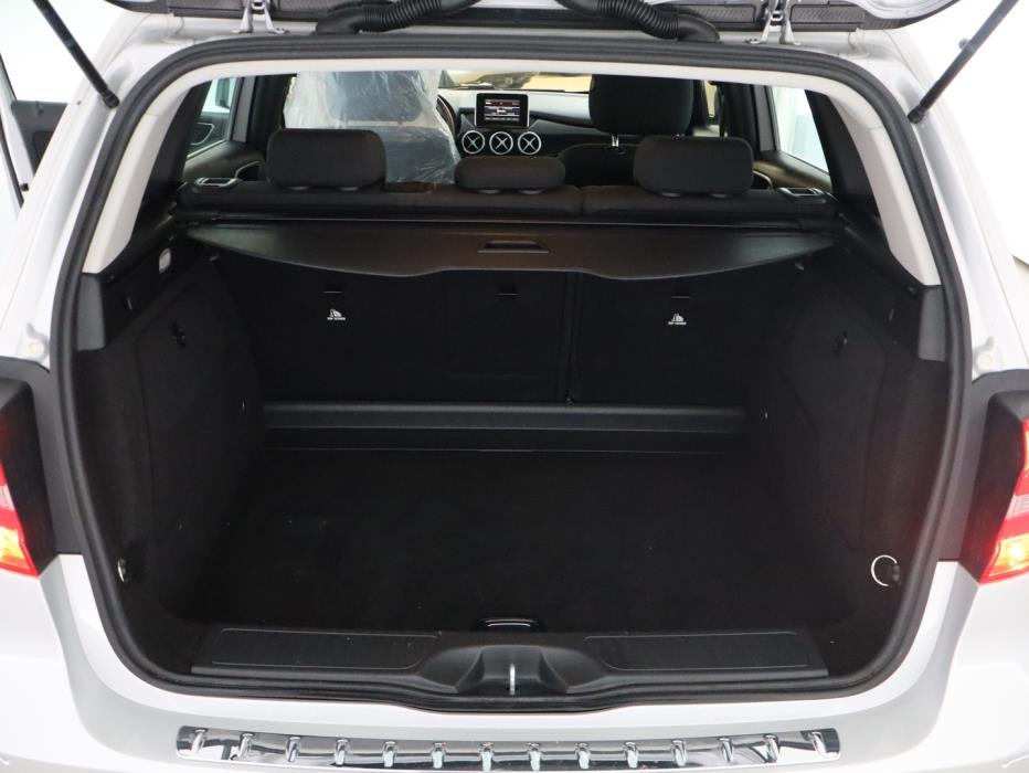 MERCEDES-BENZ B 2012