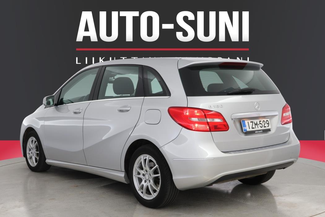 MERCEDES-BENZ B 2012