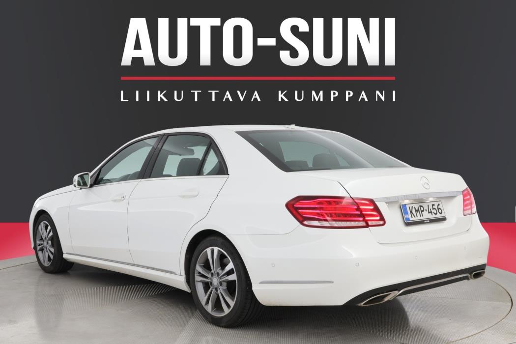 MERCEDES-BENZ E 2015