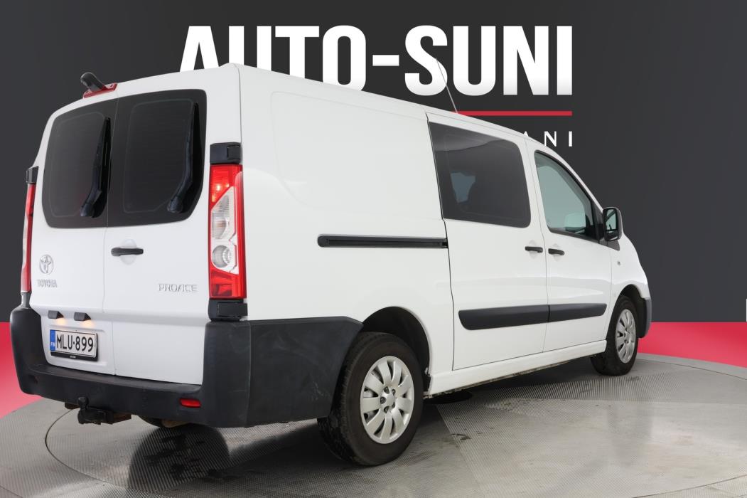 TOYOTA Proace 2013