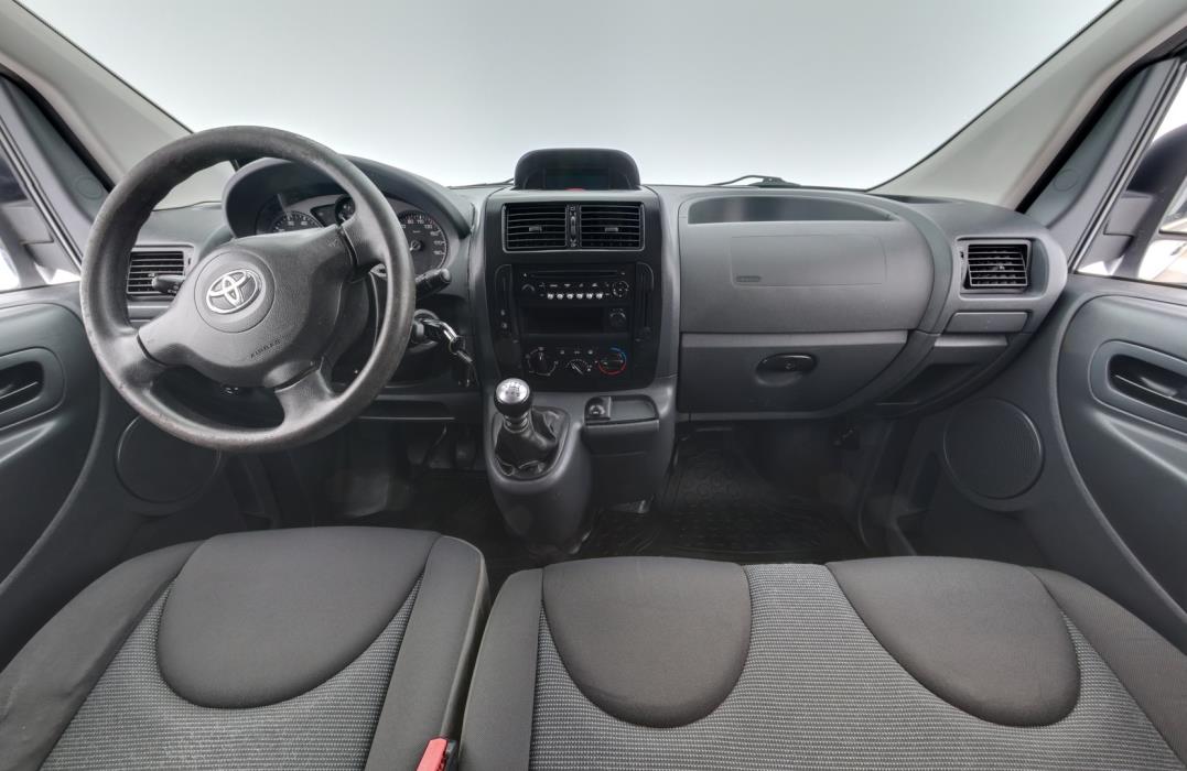 TOYOTA Proace 2013