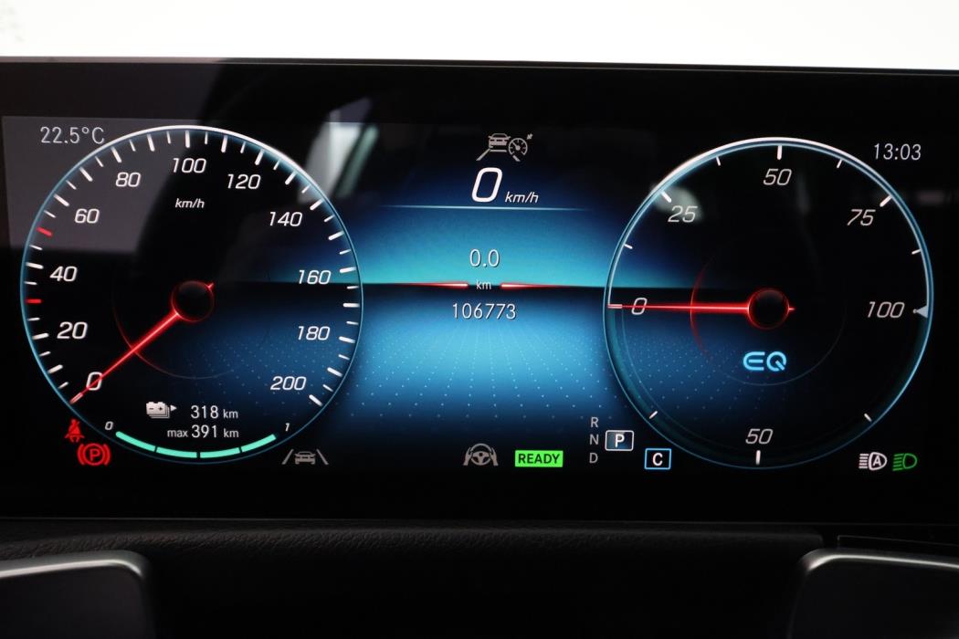 MERCEDES-BENZ EQB 2022