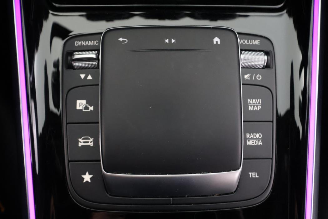MERCEDES-BENZ EQB 2022
