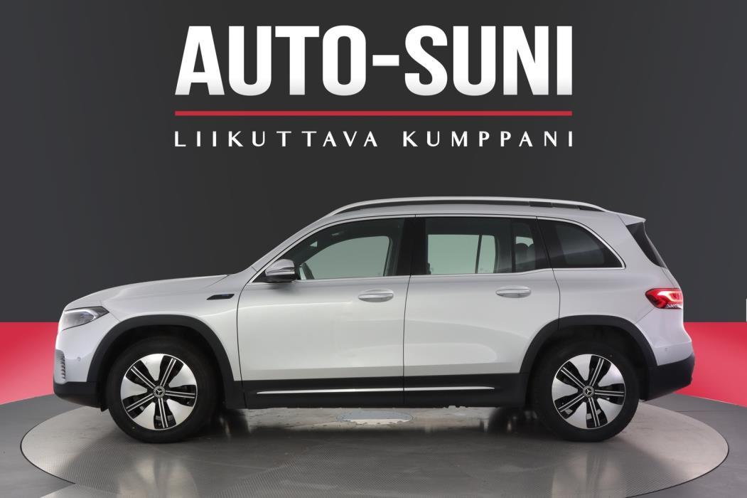 MERCEDES-BENZ EQB 2022