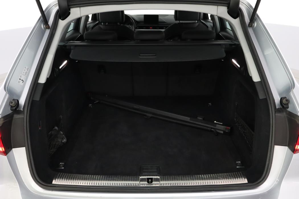 AUDI A4 2018