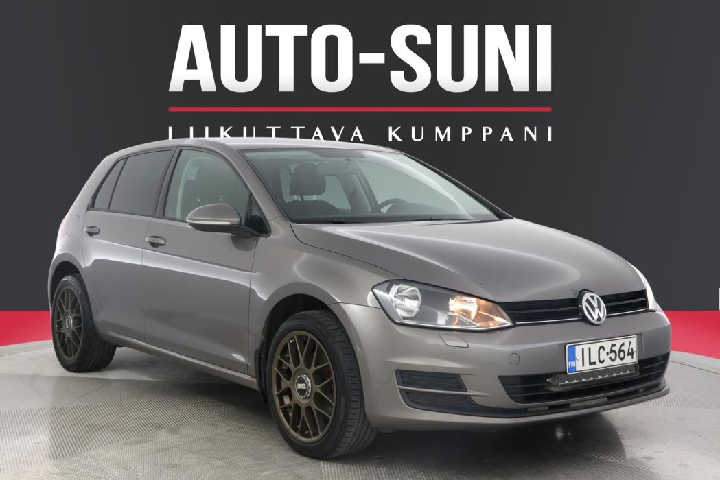 VOLKSWAGEN Golf 2013