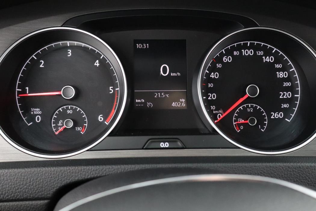 VOLKSWAGEN Golf 2013