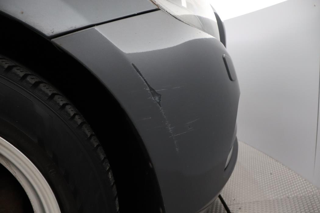 VOLVO V40 2013