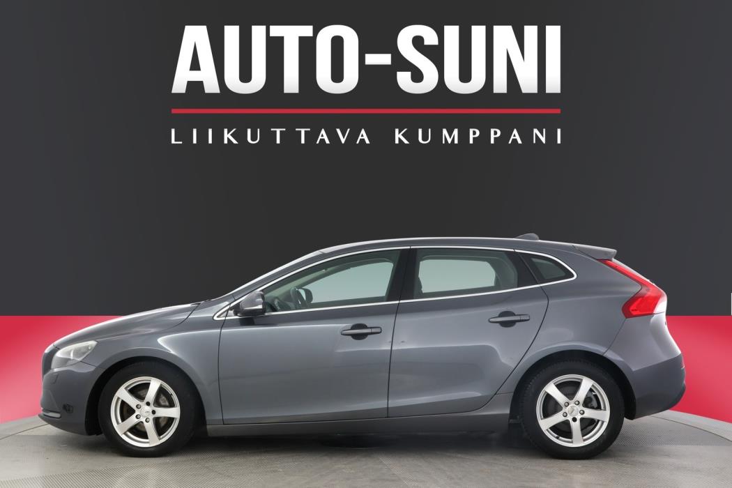 VOLVO V40 2013