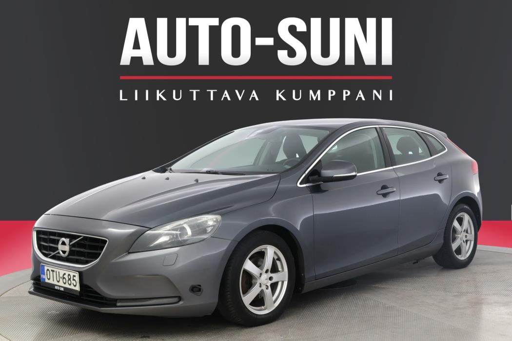 VOLVO V40 2013