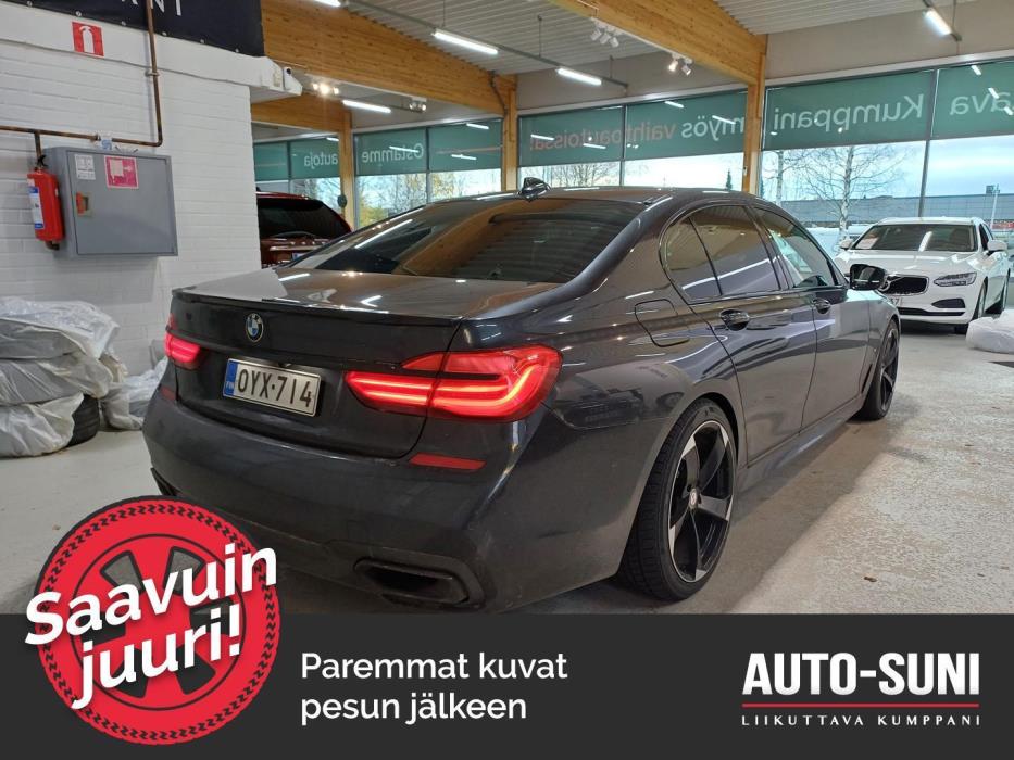 BMW 740 2018