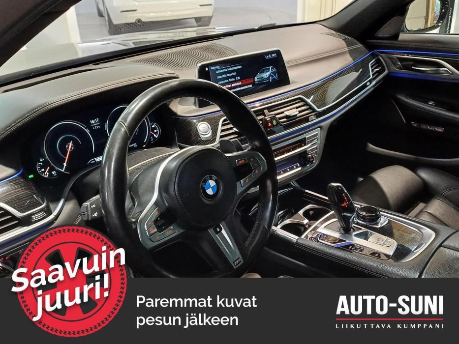 BMW 740 2018