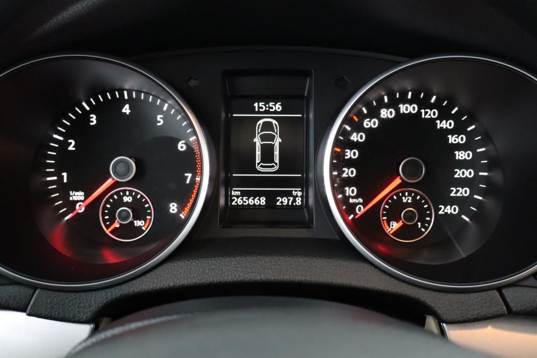 VOLKSWAGEN Golf 2011