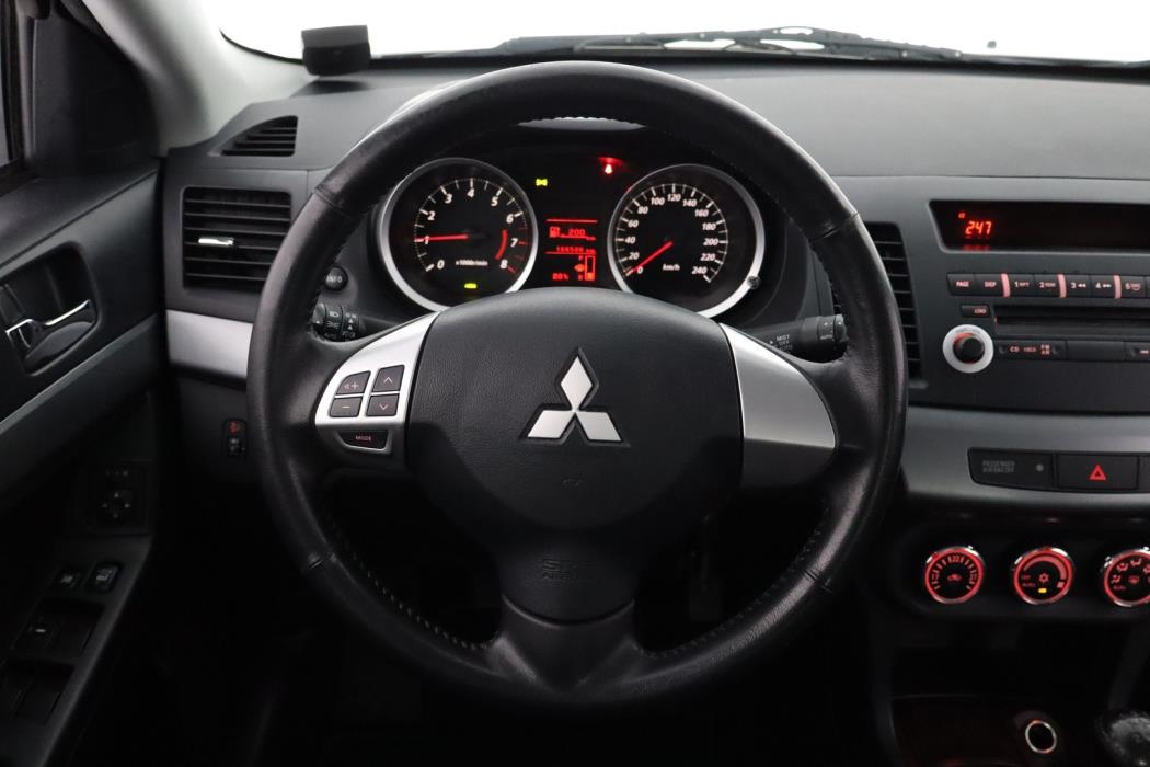 MITSUBISHI Lancer 2012