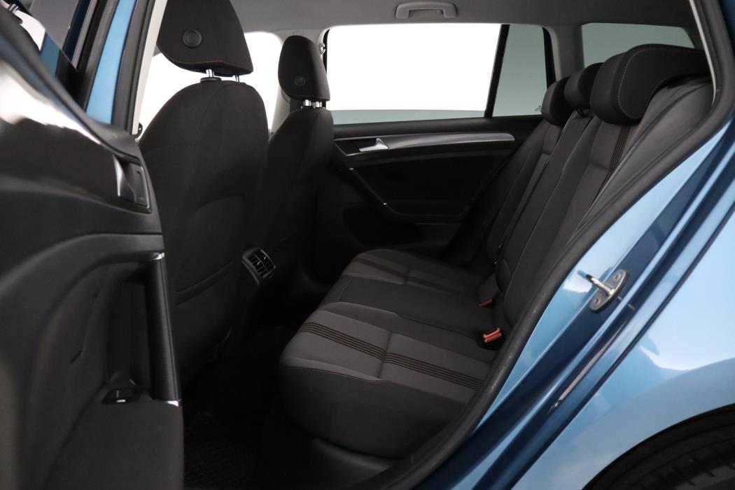 VOLKSWAGEN Golf 2017