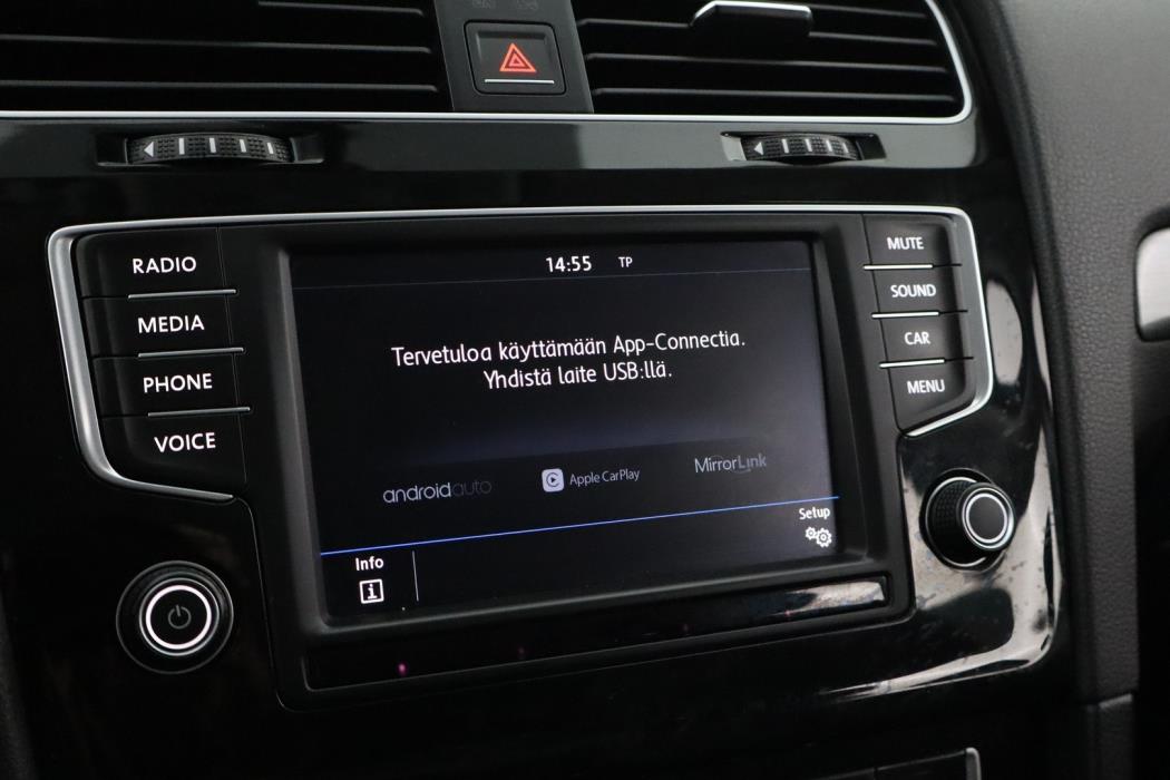 VOLKSWAGEN Golf 2017
