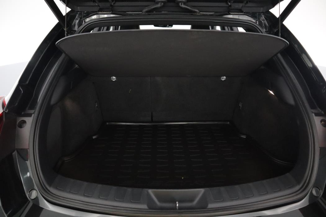 LEXUS UX 2021