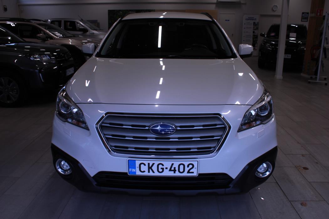 SUBARU Outback 2016