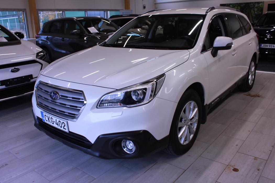 SUBARU Outback 2016