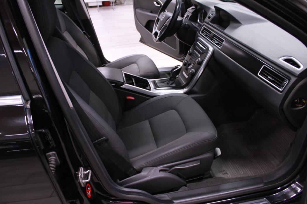 VOLVO XC70 2014