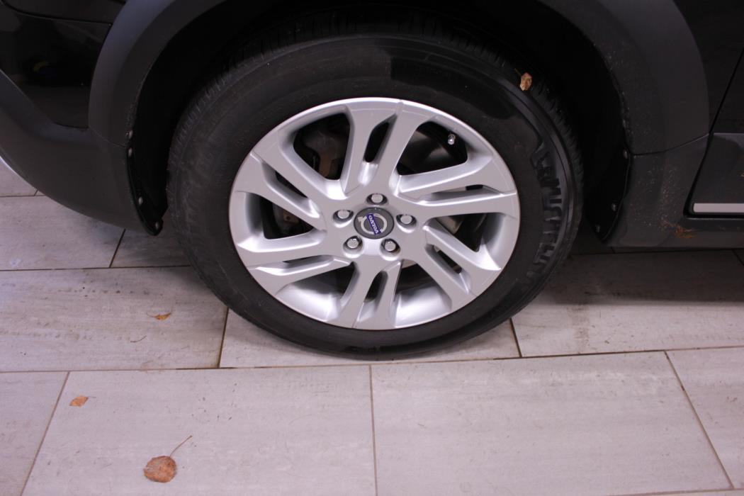 VOLVO XC70 2014