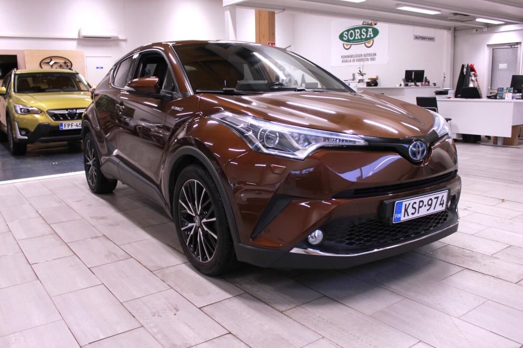 TOYOTA C-HR 2017