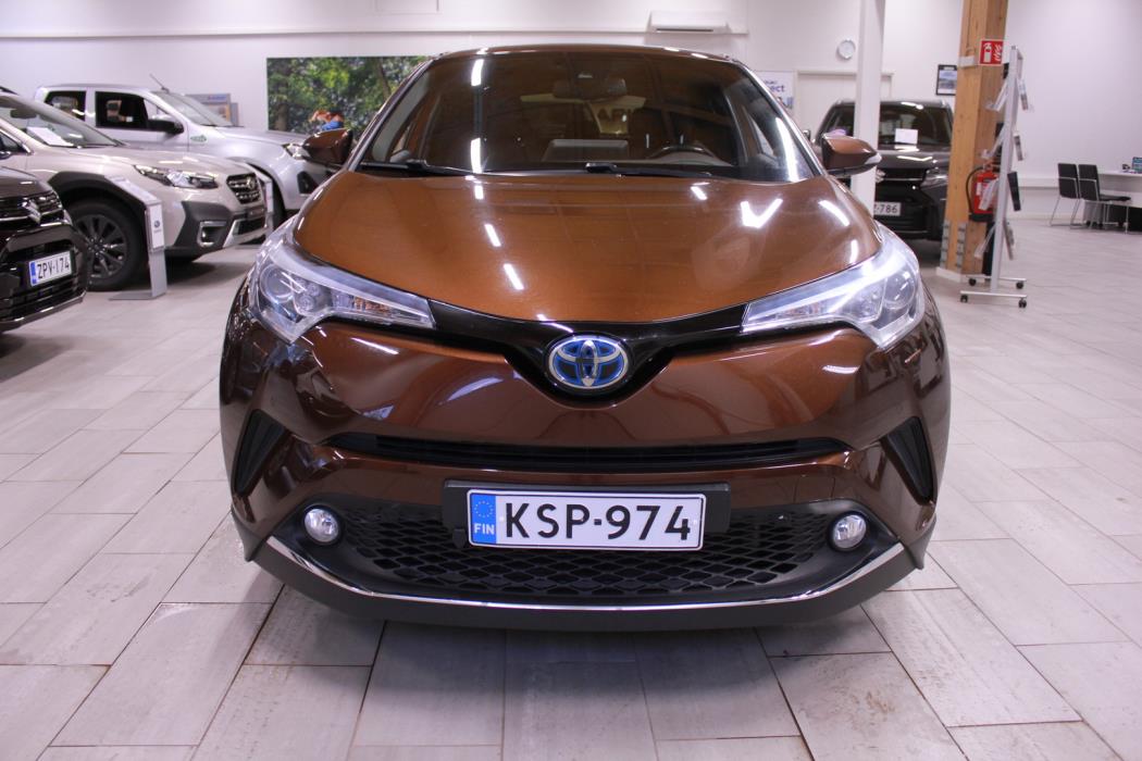 TOYOTA C-HR 2017