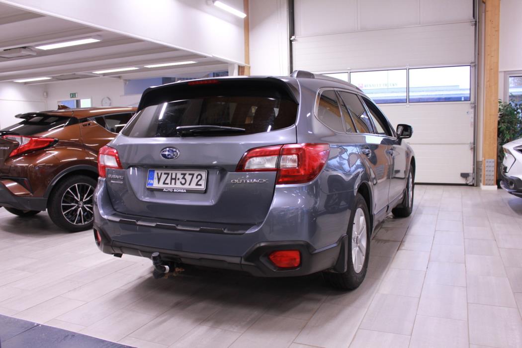 SUBARU Outback 2017