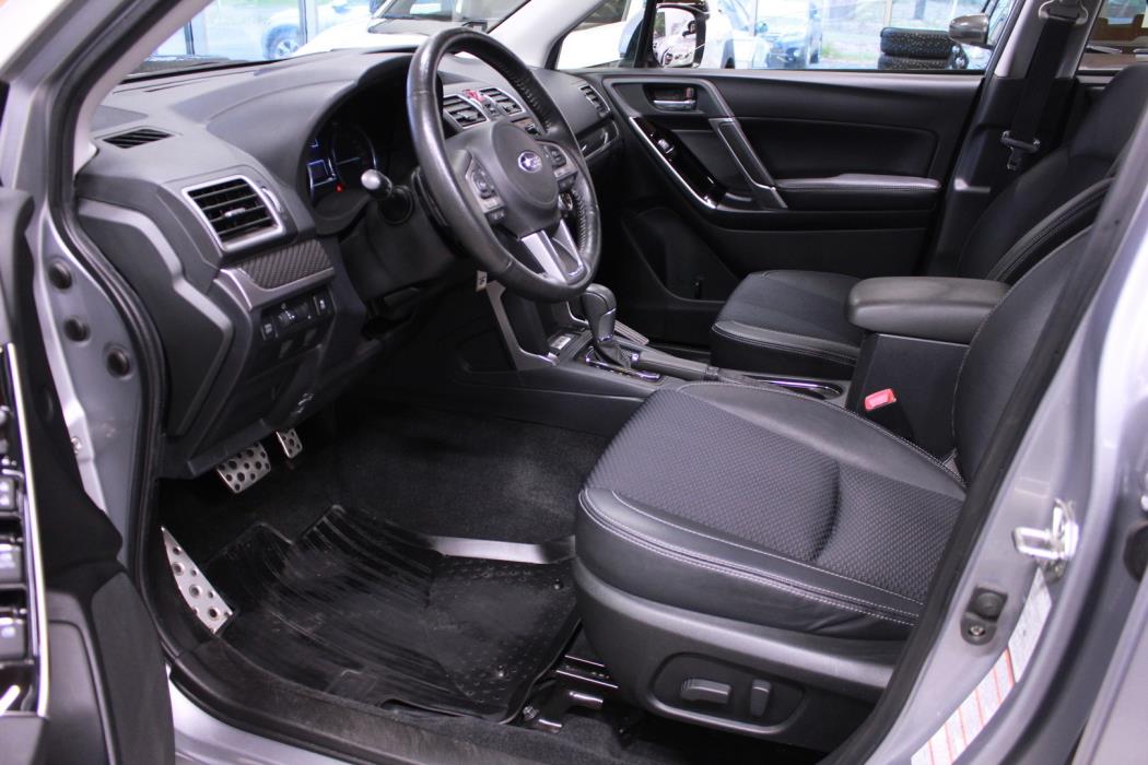 SUBARU Forester 2019