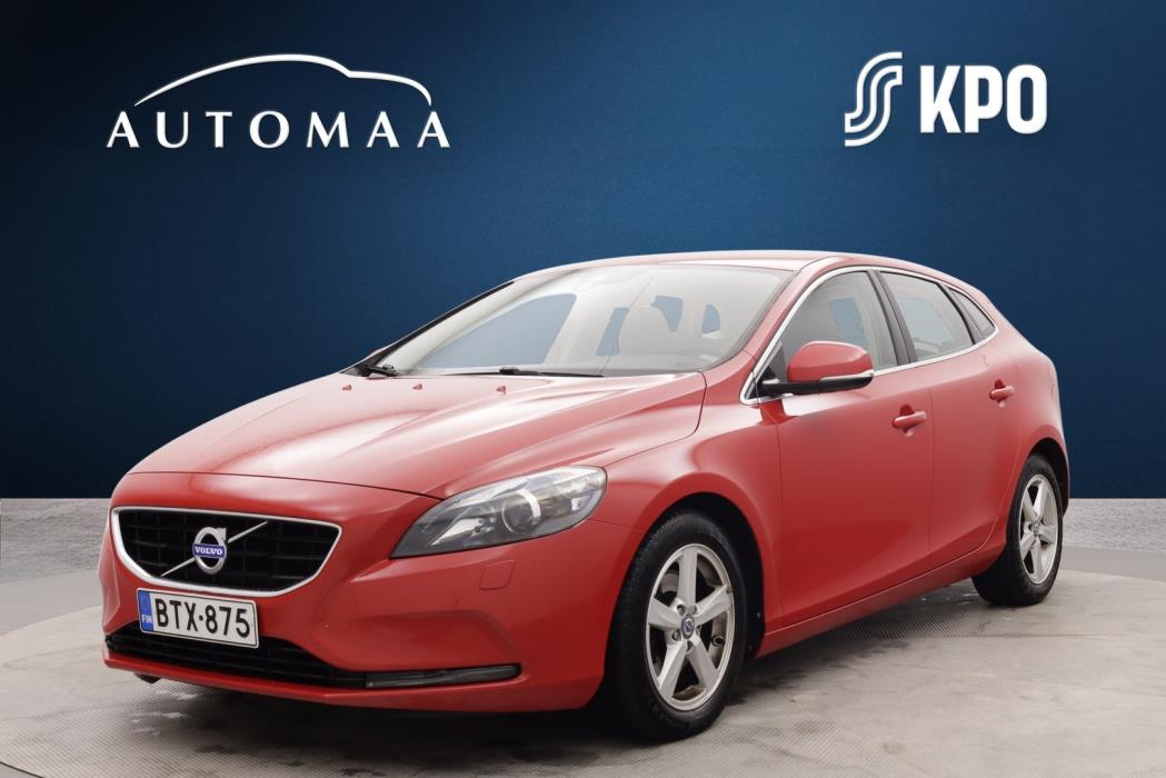 VOLVO V40 2015