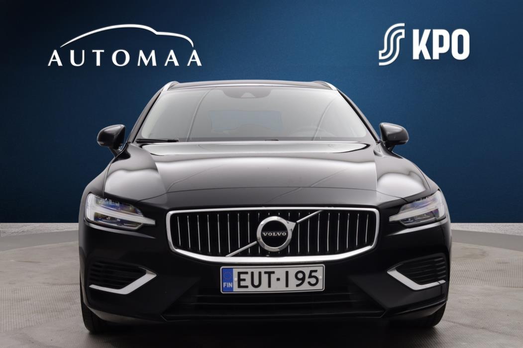 VOLVO V60 2021
