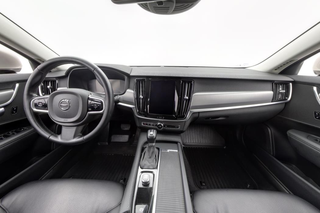 VOLVO S90 2017