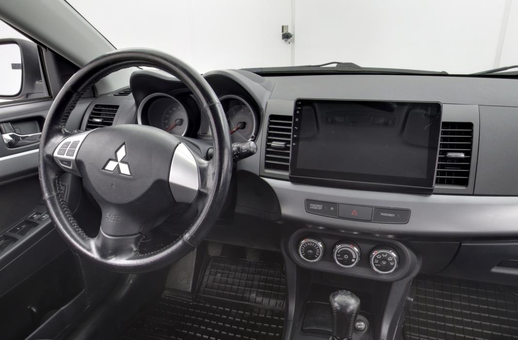 MITSUBISHI Lancer 2009