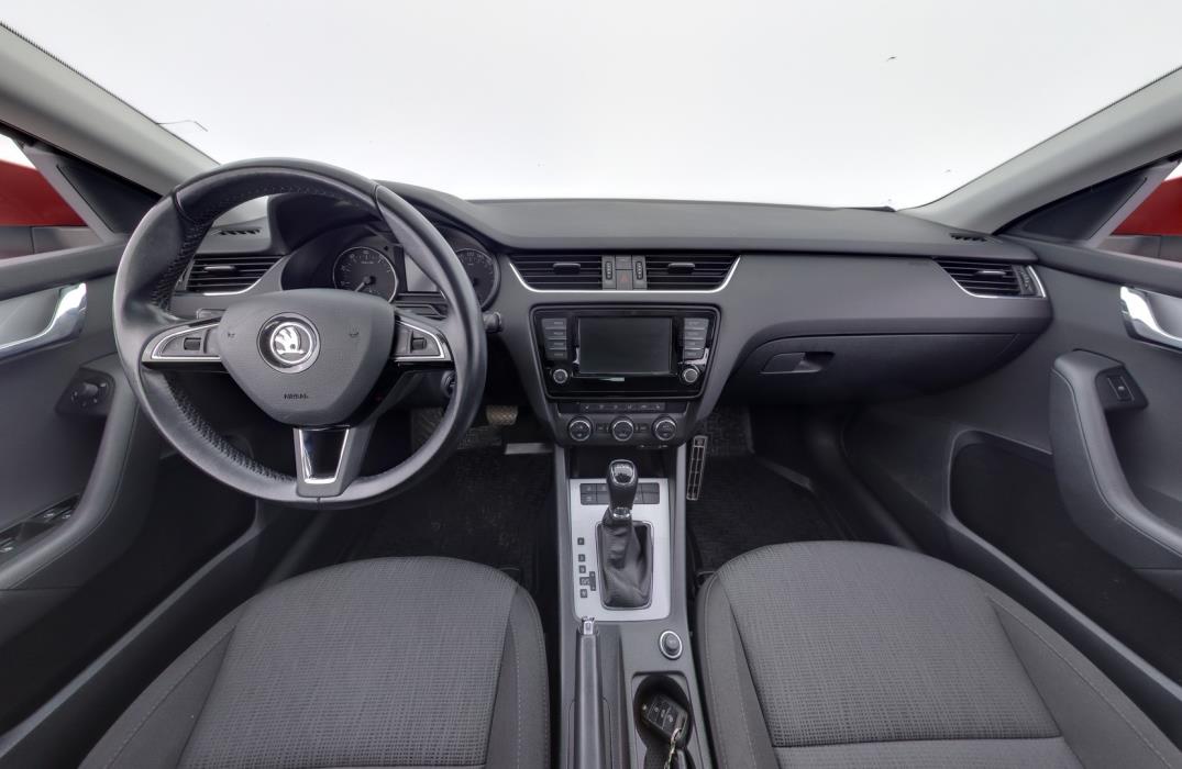 SKODA Octavia 2016