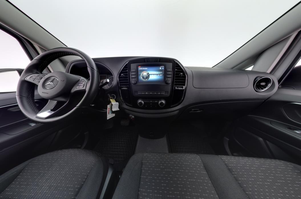 MERCEDES-BENZ Vito 2022