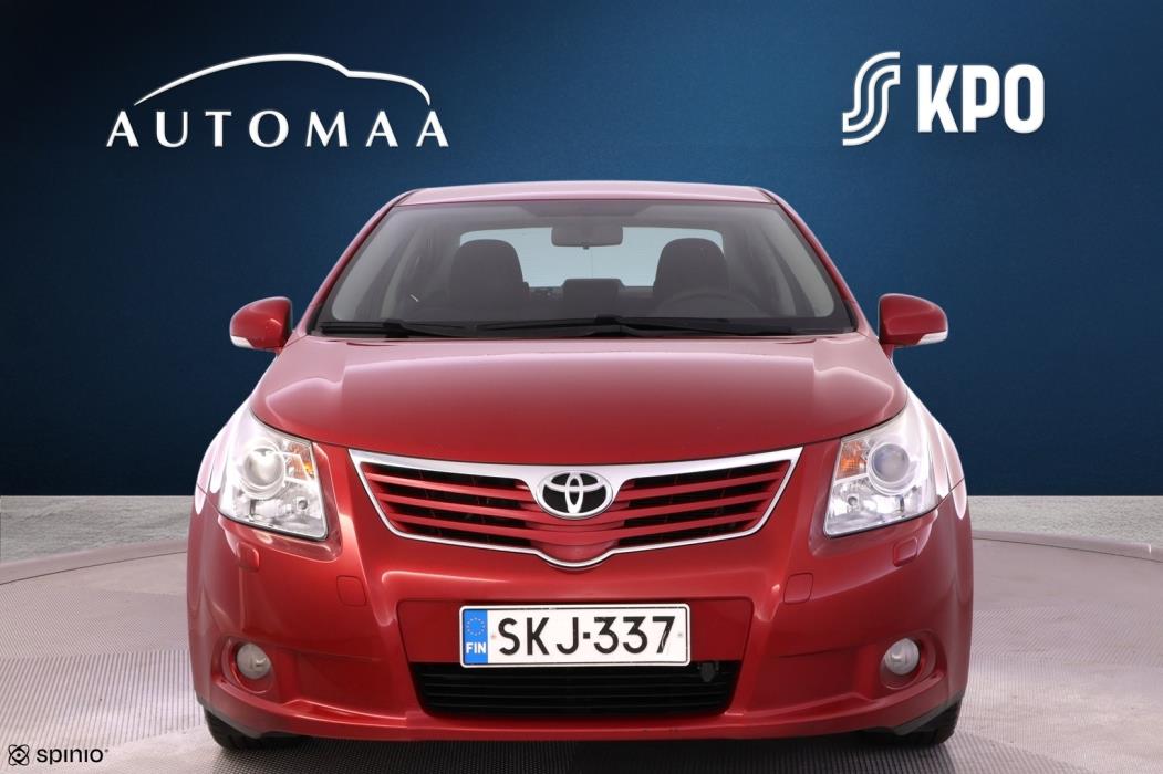TOYOTA Avensis 2010