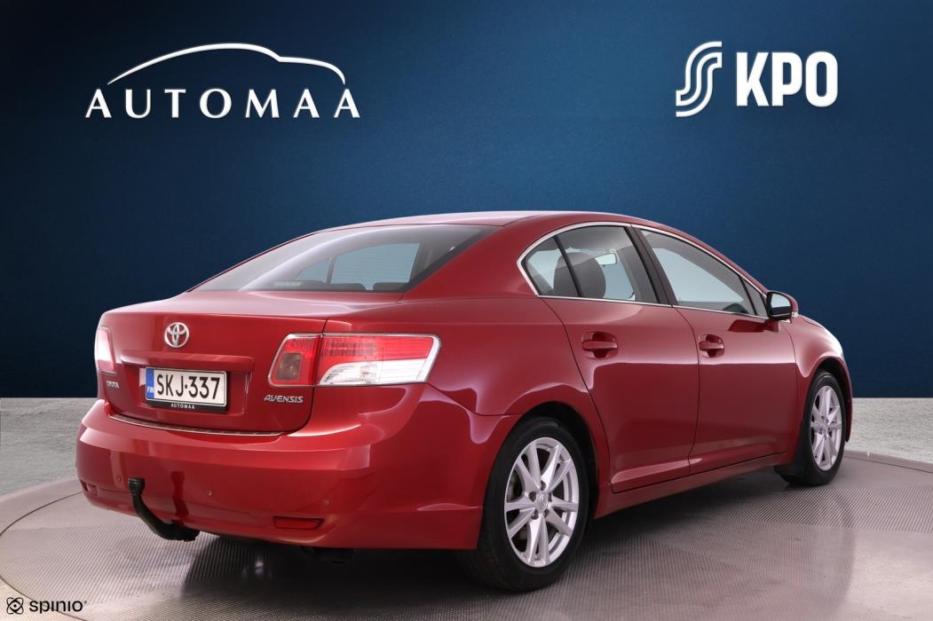 TOYOTA Avensis 2010
