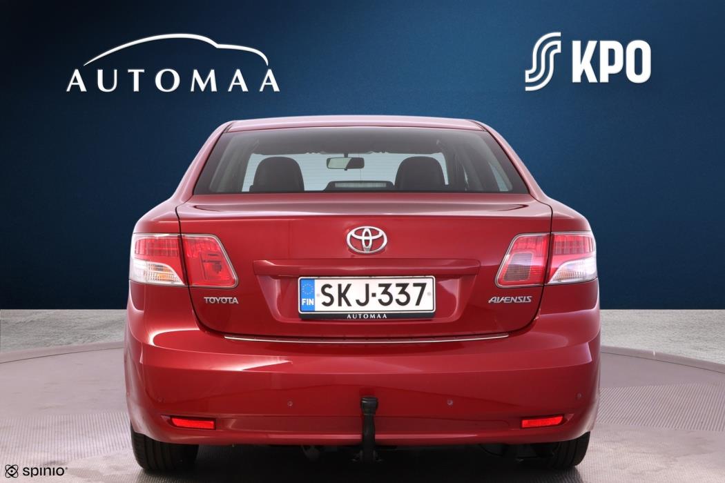 TOYOTA Avensis 2010
