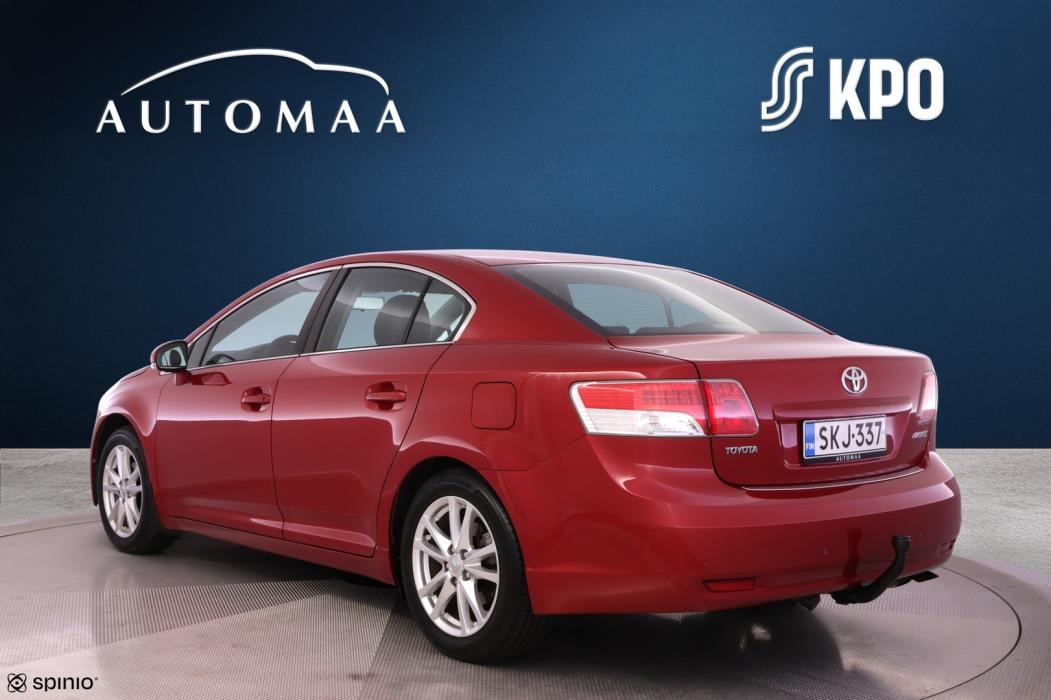 TOYOTA Avensis 2010
