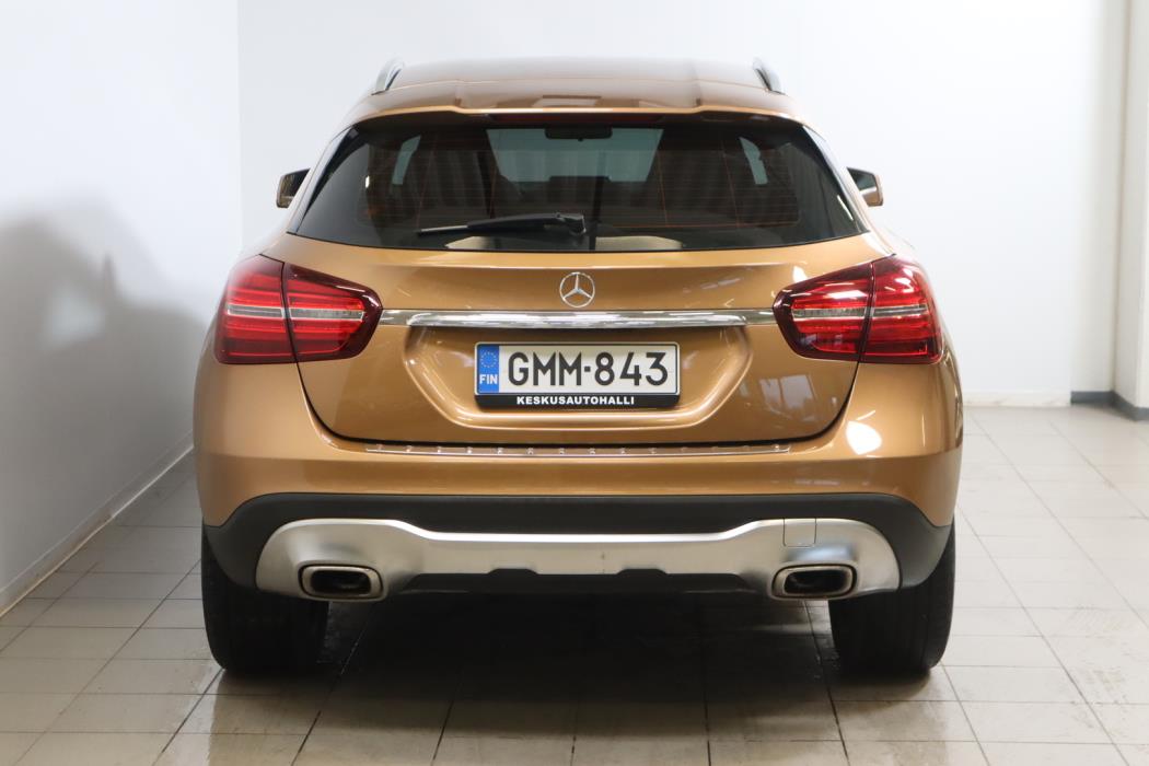 MERCEDES-BENZ GLA 2017