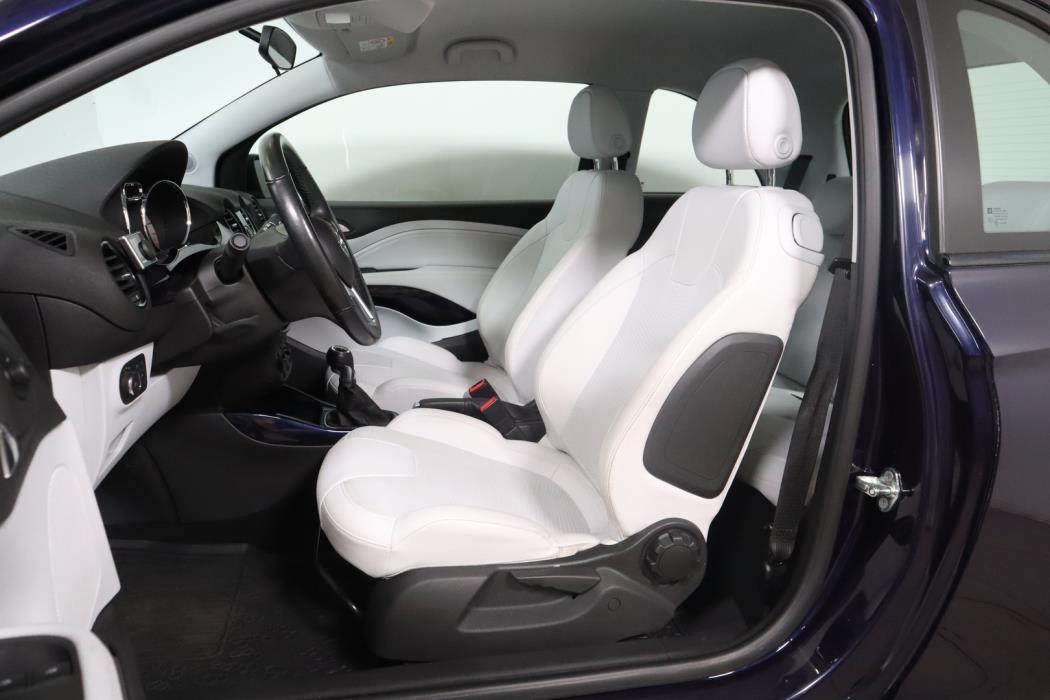 OPEL Adam 2013