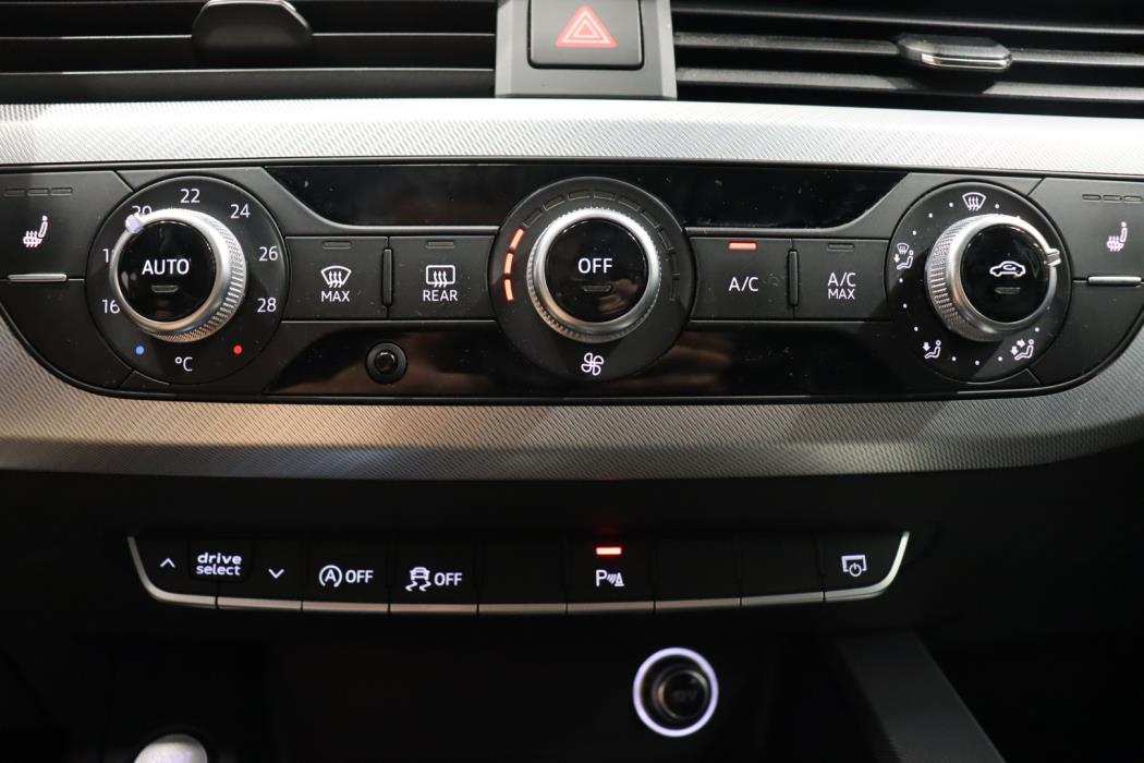 AUDI A4 2016