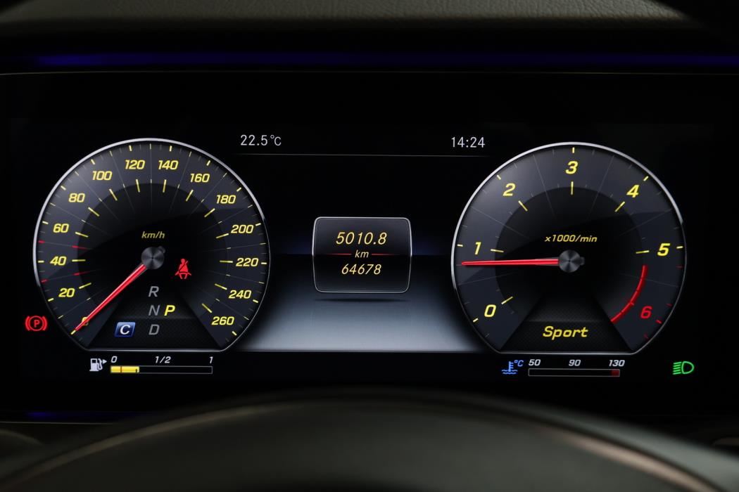 MERCEDES-BENZ E 2017