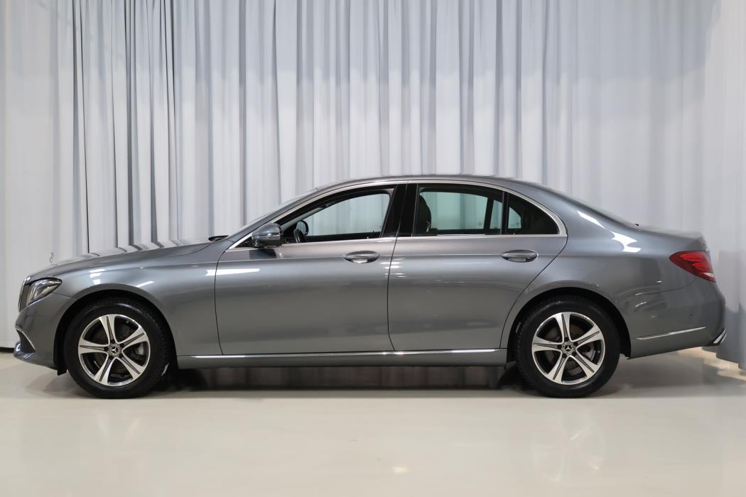 MERCEDES-BENZ E 2017
