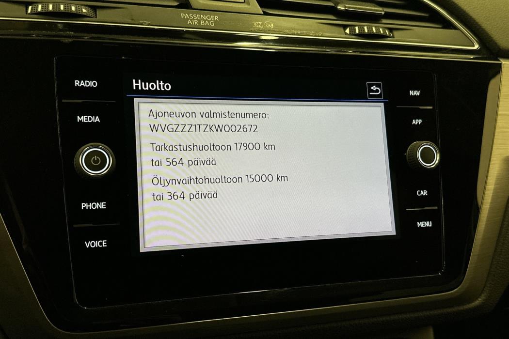 VOLKSWAGEN Touran 2019