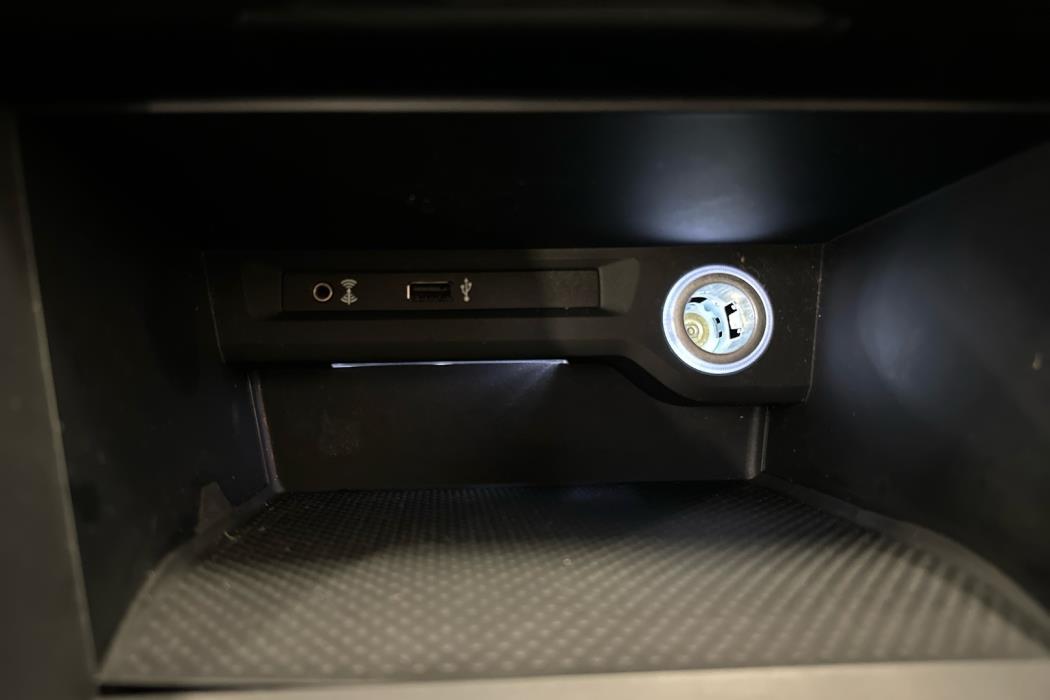 VOLKSWAGEN Touran 2019