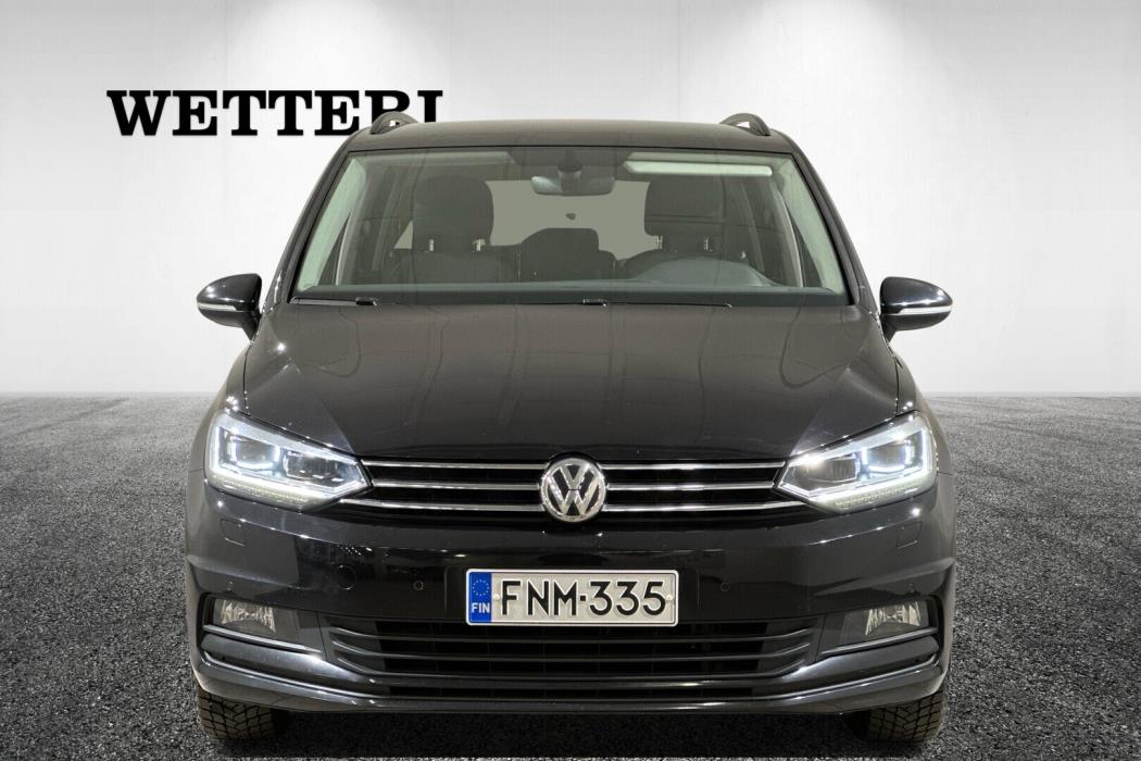 VOLKSWAGEN Touran 2019