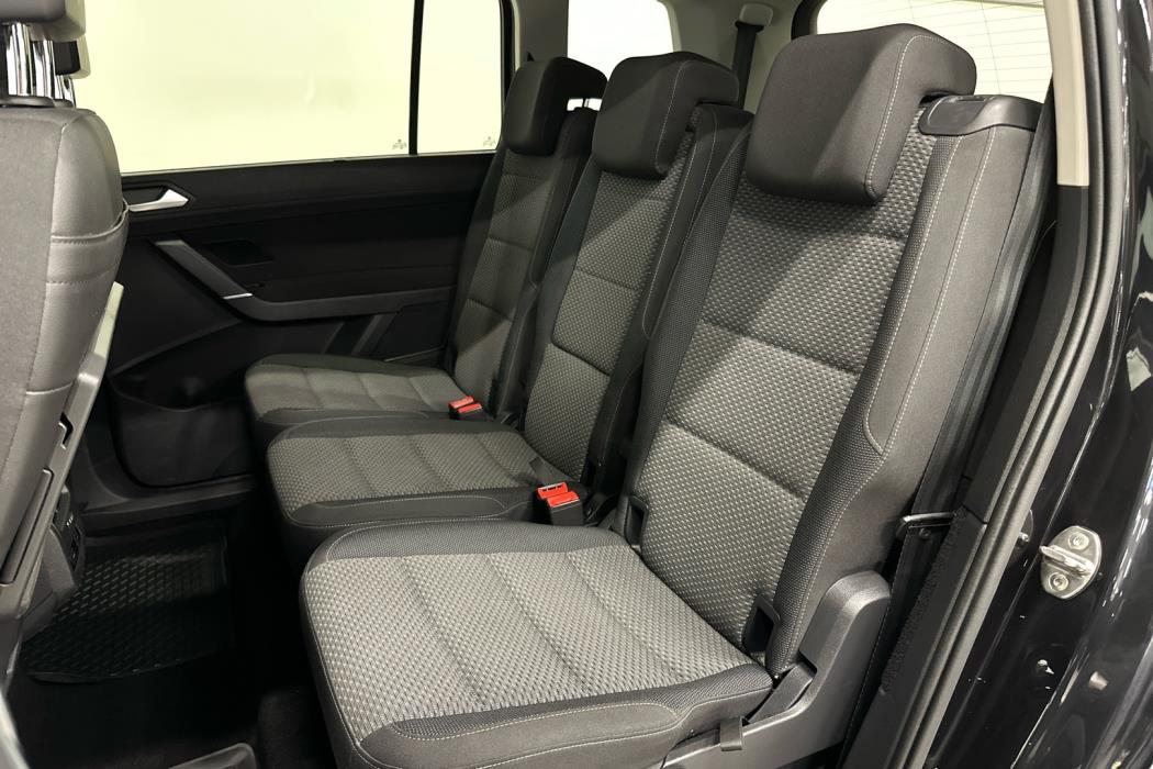 VOLKSWAGEN Touran 2019