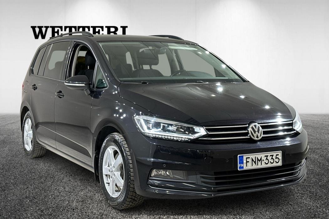 VOLKSWAGEN Touran 2019